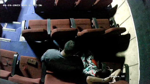 Couple in Theatre Giving Blowjob Boobs Sucking Viral Watching Videos