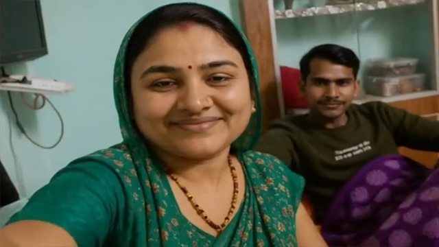 Desi Aunty Bed Romanse – Kiss And Fucking Leaked Mms Watch