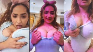 Aditi Mistry Letest Exclusive Viral New live Video