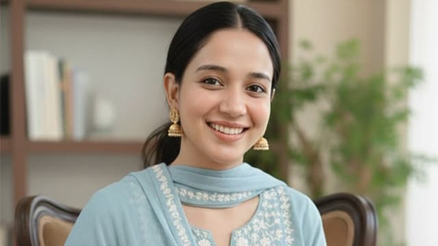 Moon Anwar Pakistani Tiktoker 6Min+ Premium Live Teasing Porn